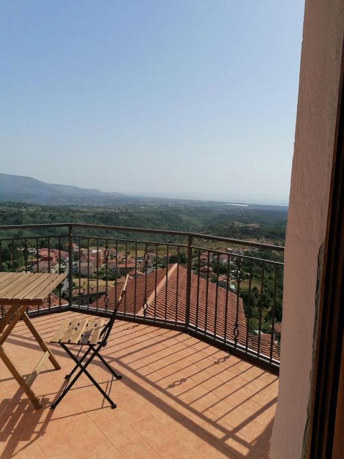 La Rocca Dei Borboni Bed & Breakfast Santa Domenica Talao Ngoại thất bức ảnh